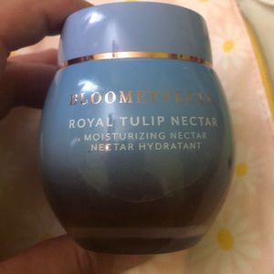Bloomeffects moisturizer